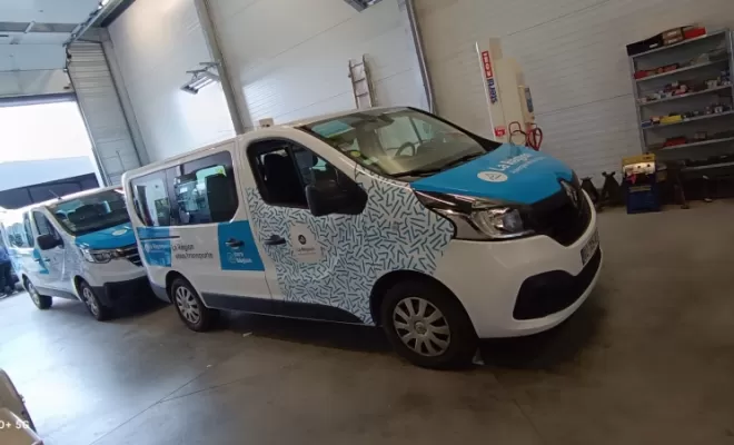 Pose de covering sur 2 utilitaires pour la région AURA sur Lyon , Feurs, A POSE IT !